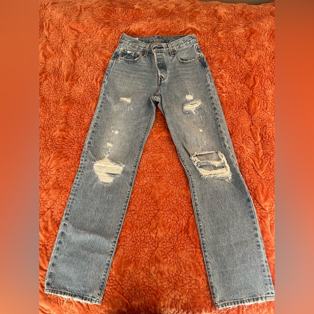 Women’s Levi baggy